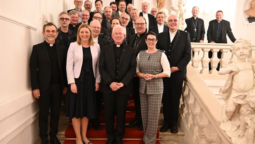 Begegnung der Mitglieder der Österreichischen Bischofskonferenz mit Spitzen der Caritas am 4. November 2025 in Wien