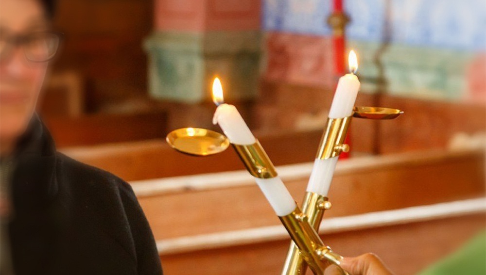 In vielen Kärntner Pfarren wird in den Gottesdiensten rund um den Gedenktag des hl. Blasius der 'Blasiussegen' gespendet. (Blasiussegen in der Pfarre Hlgst. Dreifaltigkeit am Gray)