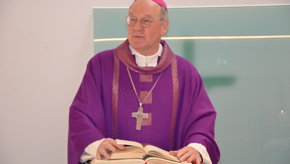 Bischof Alois Schwarz am 17. März 2022 bei der Bischofskonferenz in Tirol