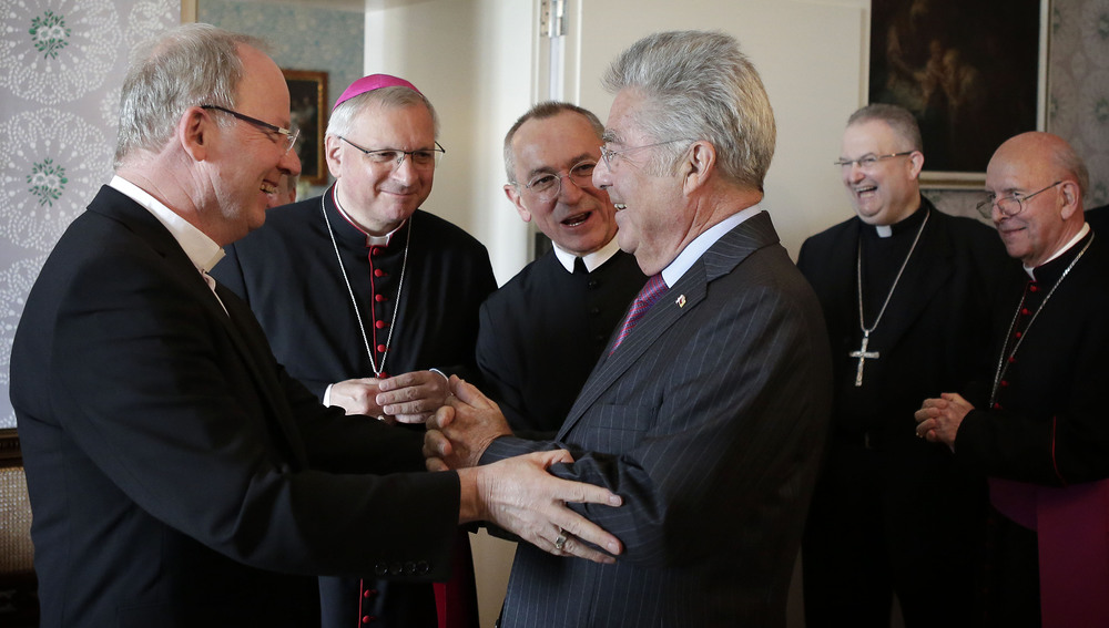Mittagessen der Österreichischen Bischofskonferenz zu Ehren des Herrn Bundespräsidenten und von Frau Margit Fischeram Dienstag, dem 14. Juni 2016 um 13:00 Uhr im Superiorat Mariazell