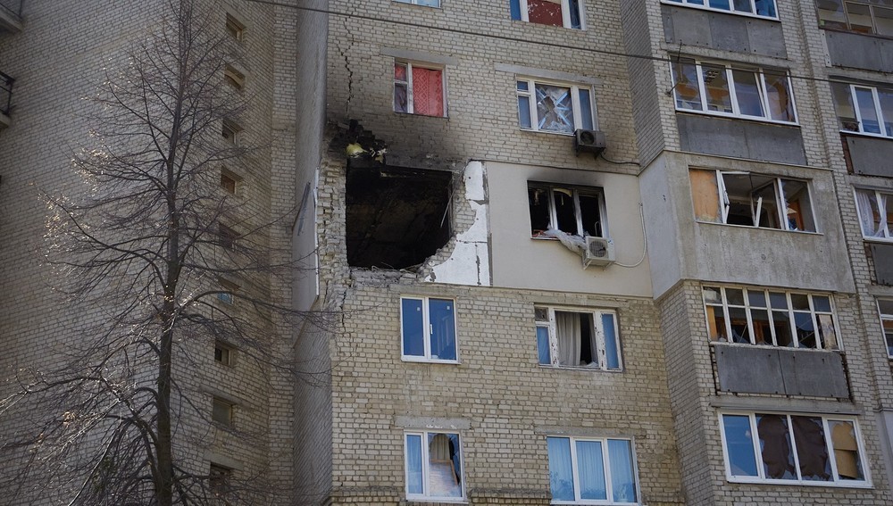 Zerstörtes Wohnhaus in Charkiw